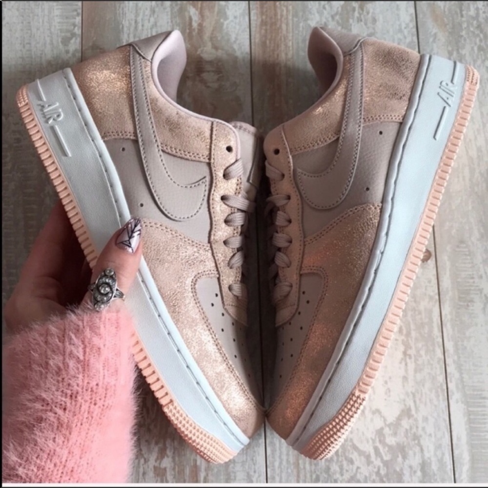 NWT Nike Air Force 1 Premium Rose Gold - Picture 5 of 8